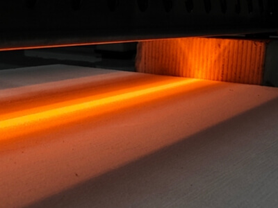 如何選擇焊接技術(shù)？紅外線焊接與激光焊接的深度對(duì)比！