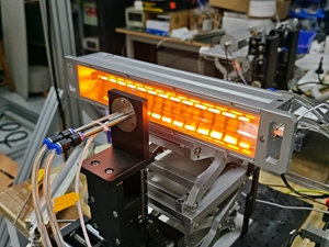 告別熱風(fēng)痛點(diǎn)！線型聚焦加熱器，重新定義HDPE加強(qiáng)筋焊接標(biāo)準(zhǔn)